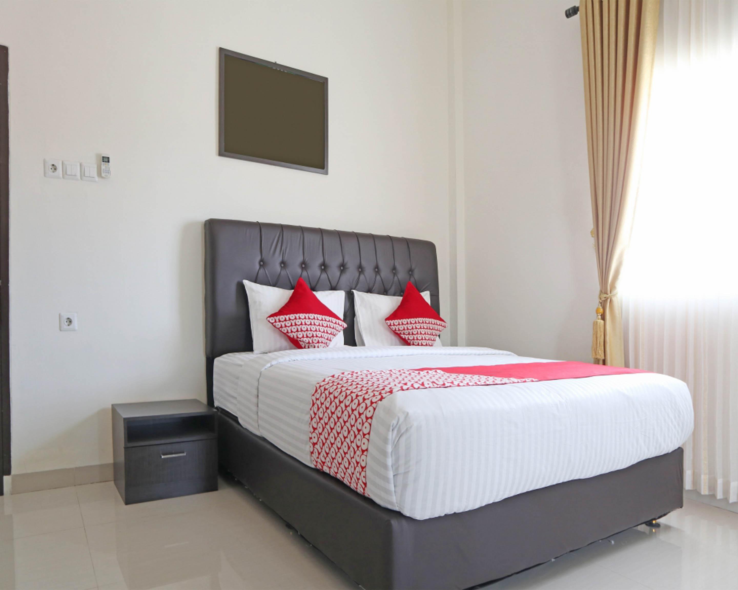 פדאנג Oyo 1326 Mahakam Guest House מראה חיצוני תמונה